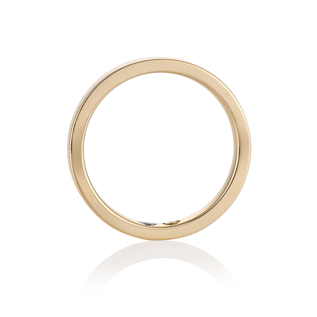 18ct gold wedding band, profile